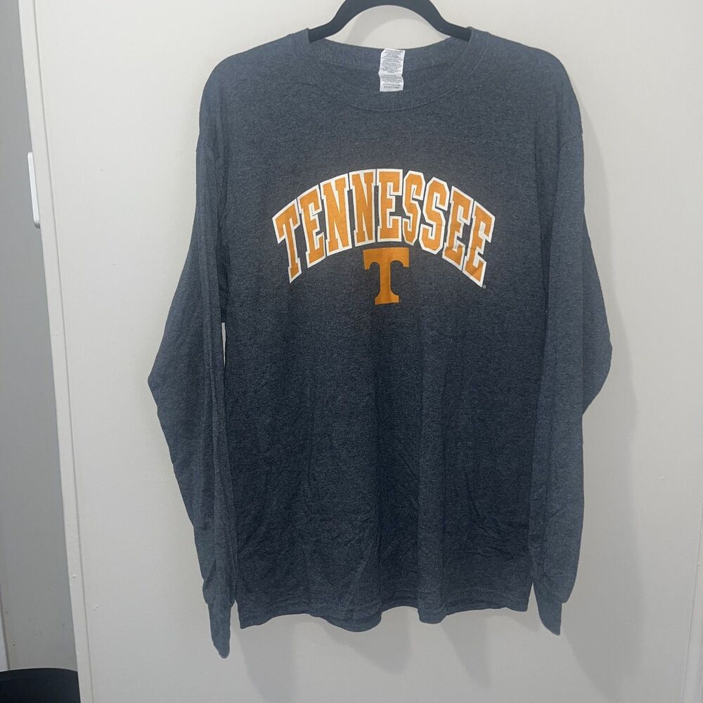 Tennessee Volunteers Lot of 2 Long Sleeve Shirts - Both Size Large